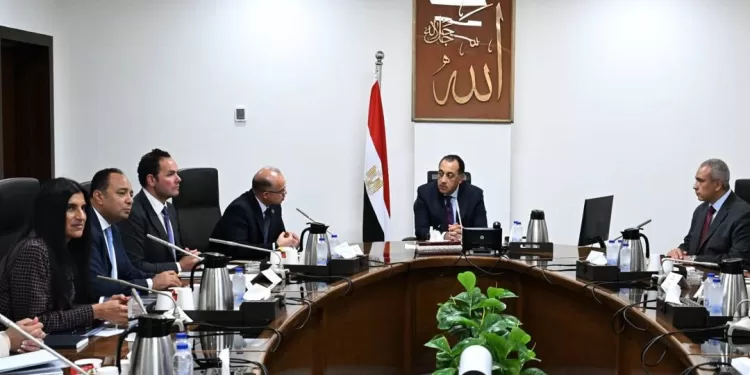 Madbouli examine la stratégie de développement du Fonds souverain 2 - Le Progrès Egyptien Madbouli examine la stratégie de développement du Fonds souverain 1 - Le Progrès Egyptien