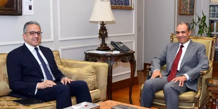 Le ministre des Affaires étrangères reçoit le Directeur général de l'UNESCO 2 - Le Progrès Egyptien Le ministre des Affaires étrangères reçoit le Directeur général de l'UNESCO 1 - Le Progrès Egyptien