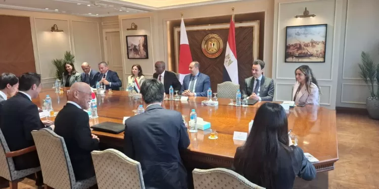 Le vice-ministre égyptien des Affaires étrangères reçoit son homologue japonais pour renforcer la coopération bilatérale 2 - Le Progrès Egyptien Le vice-ministre égyptien des Affaires étrangères reçoit son homologue japonais pour renforcer la coopération bilatérale 1 - Le Progrès Egyptien