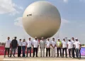 Le ministre du Tourisme et des Antiquités inspecte le projet de ballon captif dans la zone des Pyramides