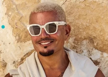 Intenses préparatifs pour le concert d’Amr Diab à « Yalla Sahel »