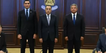 Madbouli assiste à la signature de 6 protocoles de coopération pour développer 23 centres de jeunesse