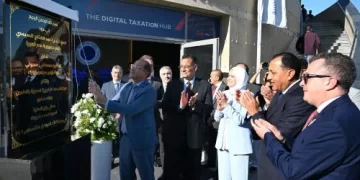 Madbouli inaugure le Centre des services fiscaux privilégiés à New Alamein