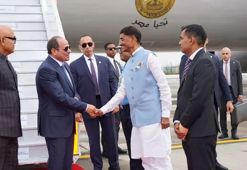 Arrivée du Président en Inde 6 - Le Progrès Egyptien Arrivée du Président en Inde 5 - Le Progrès Egyptien