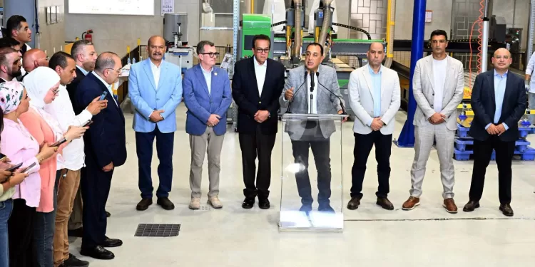 Madbouli : miser sur la main-d’œuvre qualifiée, l’industrie locale et les grands investissements 2 - Le Progrès Egyptien Madbouli : miser sur la main-d’œuvre qualifiée, l’industrie locale et les grands investissements 1 - Le Progrès Egyptien