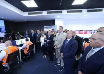 Le ministre des Transports et son homologue français inspectent le terminal multifonction Tahya Misr au port d’Alexandrie