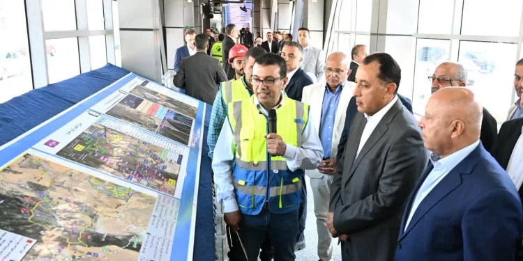 Madbouli inspecte la deuxième phase du BRT au Caire 2 - Le Progrès Egyptien Madbouli inspecte la deuxième phase du BRT au Caire 1 - Le Progrès Egyptien