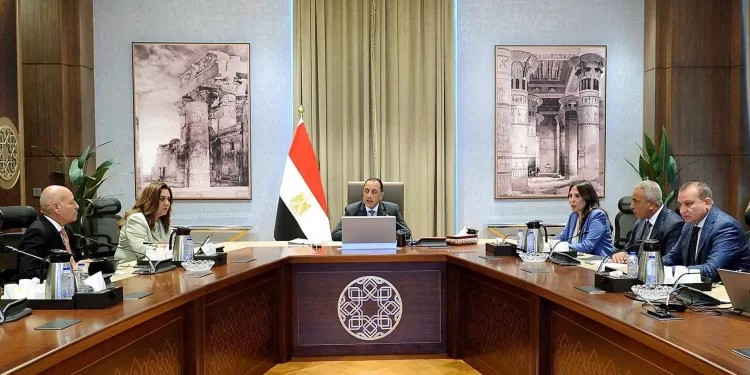 Le Premier ministre suit le projet de verdissement du Caire 2 - Le Progrès Egyptien Le Premier ministre suit le projet de verdissement du Caire 1 - Le Progrès Egyptien