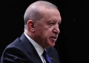 Turquie : Erdogan briguera un nouveau mandat lors d’une élection anticipée, affirme un conseiller