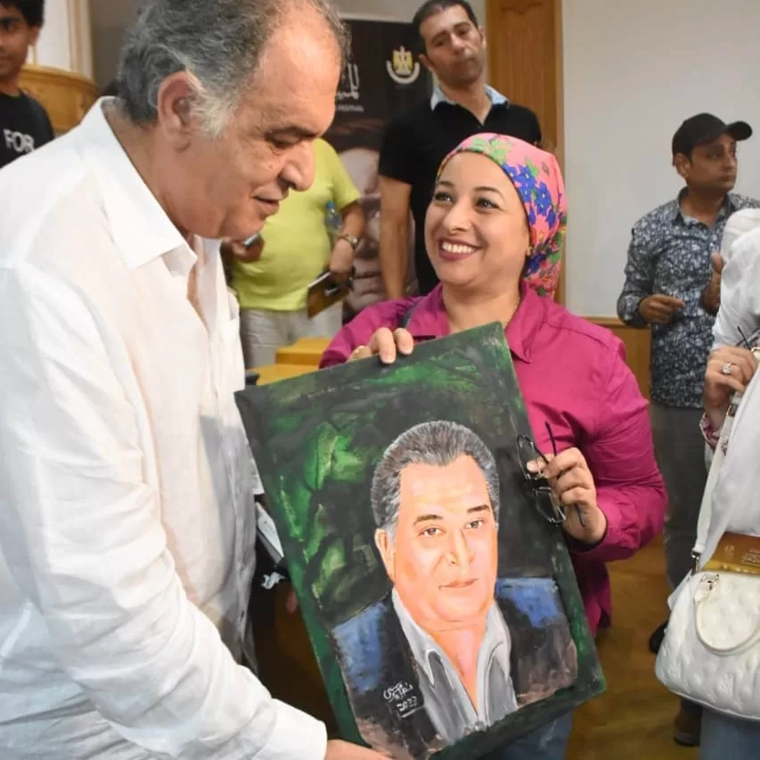 Nahla Morsi, une artiste entre le portrait, le théâtre et la recherche de la liberté 6 - Le Progrès Egyptien Nahla Morsi, une artiste entre le portrait, le théâtre et la recherche de la liberté 5 - Le Progrès Egyptien