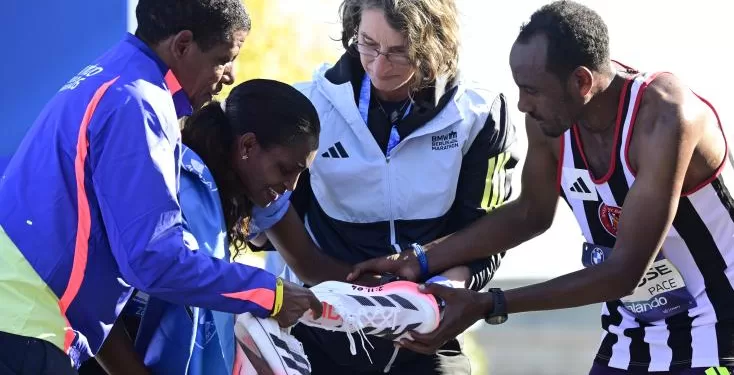 Marathon de Berlin: blessée, Assefa manque le record du monde mais s'impose une troisième fois 2 - Le Progrès Egyptien Marathon de Berlin: blessée, Assefa manque le record du monde mais s'impose une troisième fois 1 - Le Progrès Egyptien