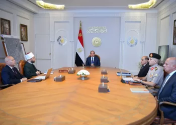 Al-Sissi appelle à poursuivre la restauration des monuments historiques du Caire
