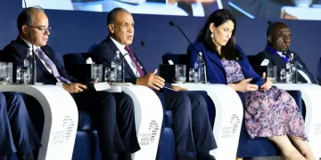 Abdel-Aati participe à une table ronde de haut niveau sur le rôle de la diplomatie économique dans le renforcement du commerce en Afrique