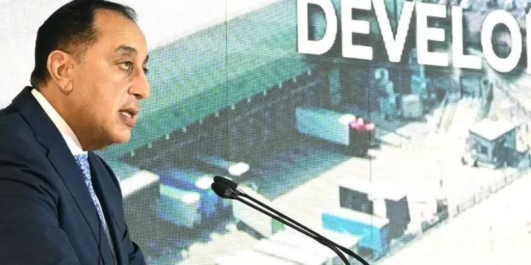Madbouli participe à une session sur les «corridors de développement et voies logistiques» 1 - Le Progrès Egyptien