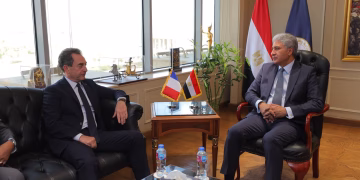 Égypte-France : Renforcement de la coopération touristique, hôtelière et archéologique à Le Caire