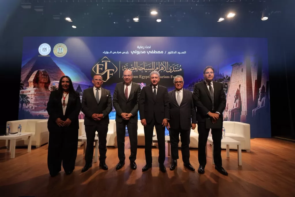 Al-Hefni : Renforcer l’aviation pour dynamiser le tourisme 10 - Le Progrès Egyptien Al-Hefni : Renforcer l’aviation pour dynamiser le tourisme 9 - Le Progrès Egyptien
