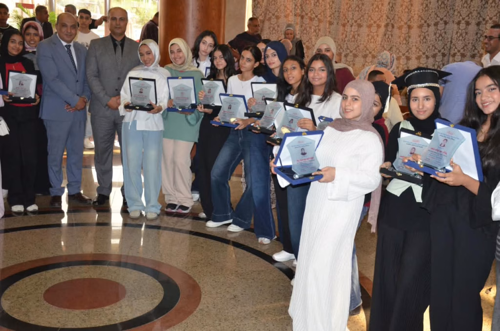 EgyptAir célèbre l’excellence scolaire des enfants de ses employés 5 - Le Progrès Egyptien